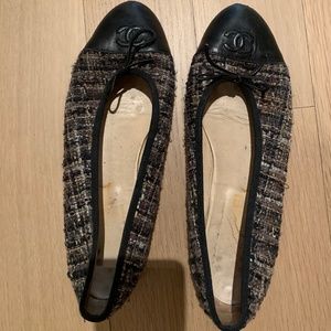 Tweed Chanel Ballet Flats (Size 39)
